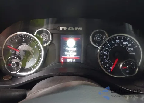 2020 Ram 1500 Big Horn 4X4 6'4 Box z USA, uszkodzony, nr VIN 1C6SRFBT6LN142263